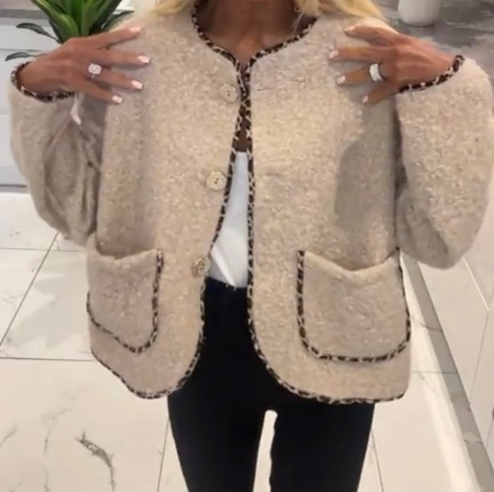 Adriana Jacket – Stylish & Tailored Women’s Blazer