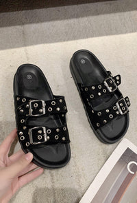 Riadh sandal