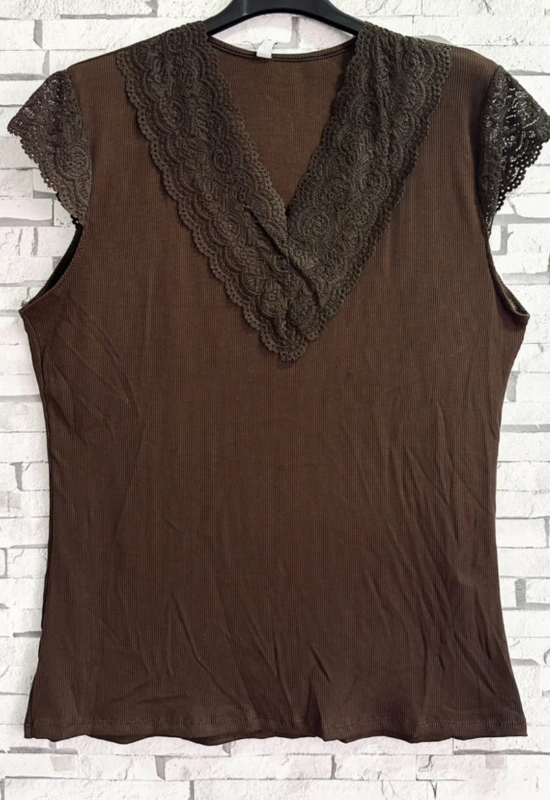 Lillian lace top