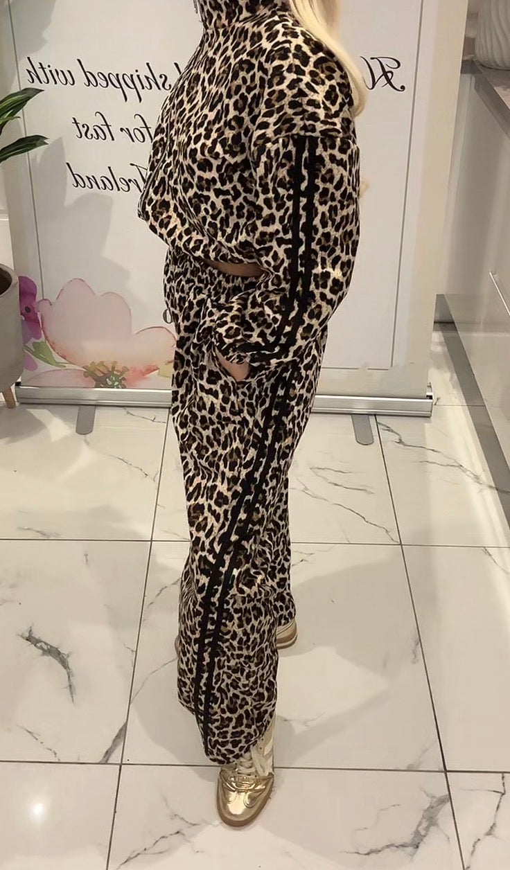 Maxine leopard print pant