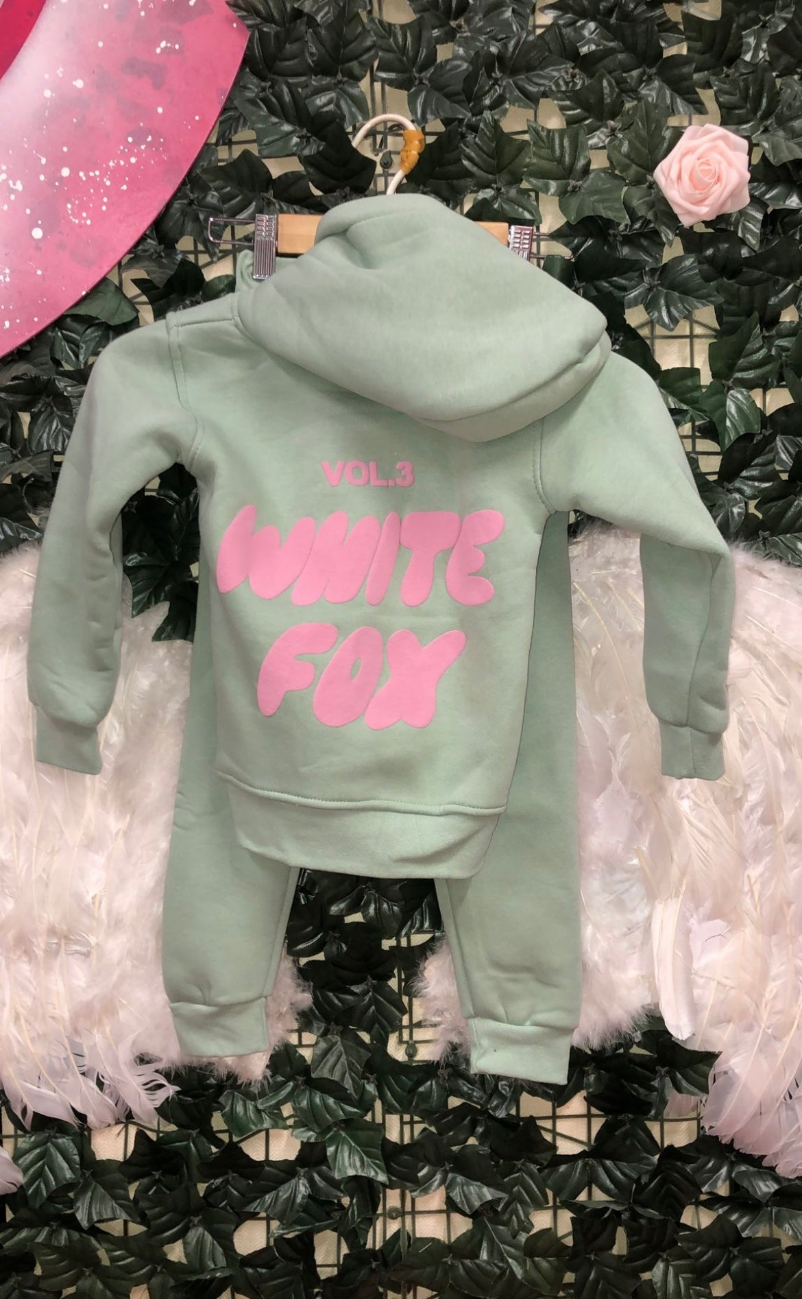 White fox tracksuit (kids)