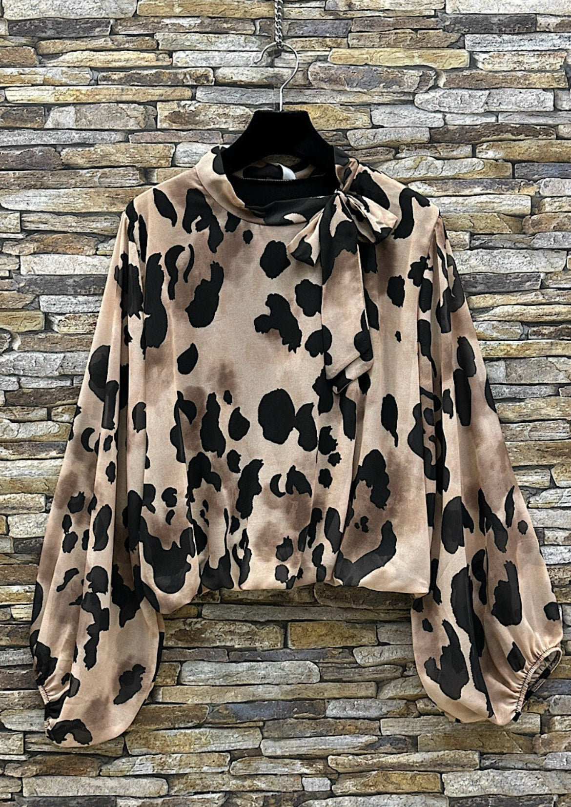 Annie print top