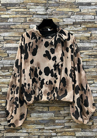 Annie print top