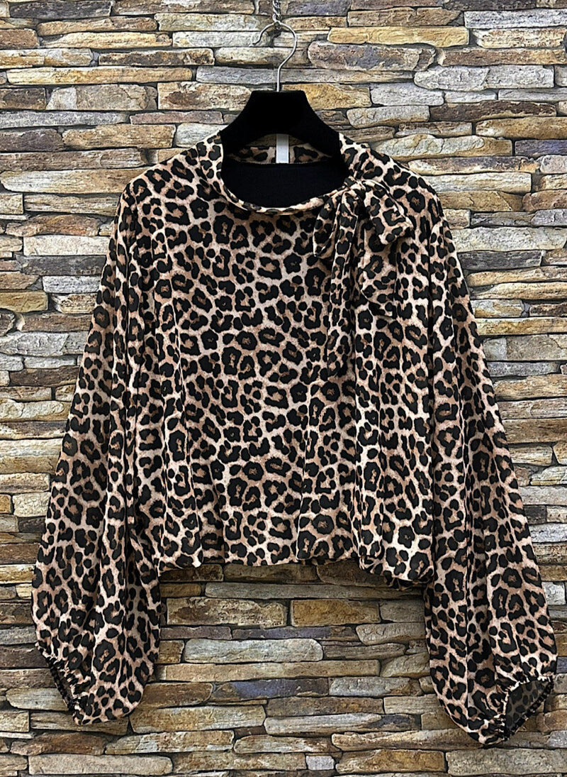 Lia leopard print top