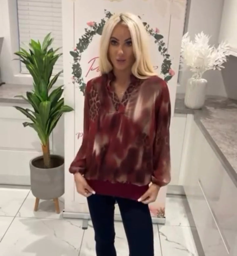 Pamela print band top