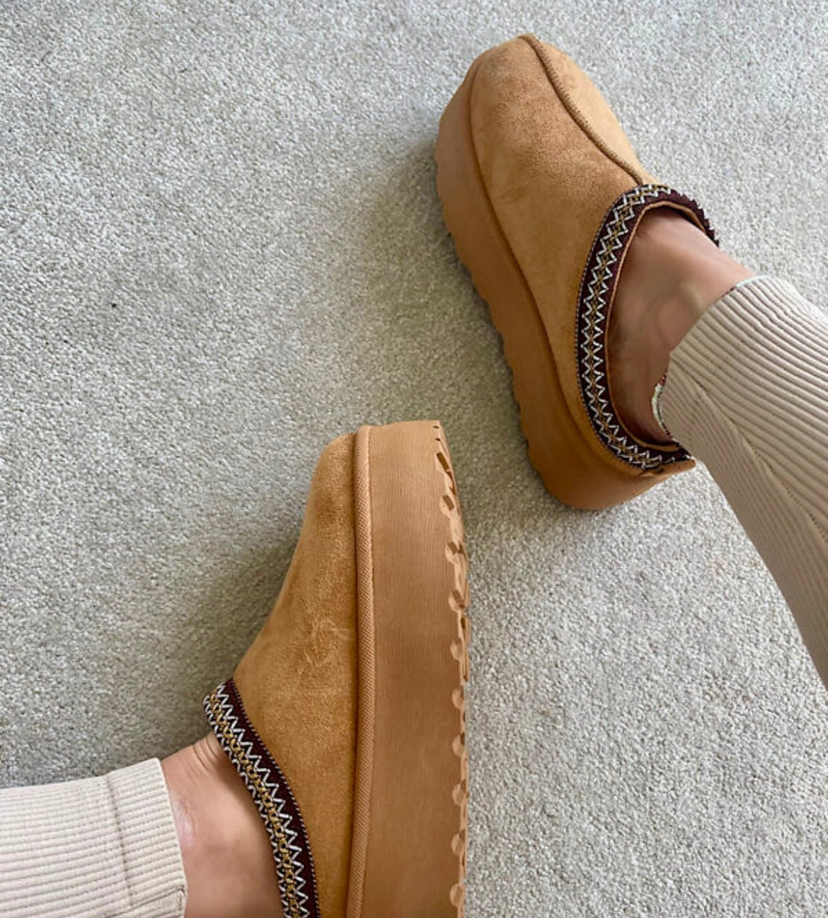 Ellie platform Ugg