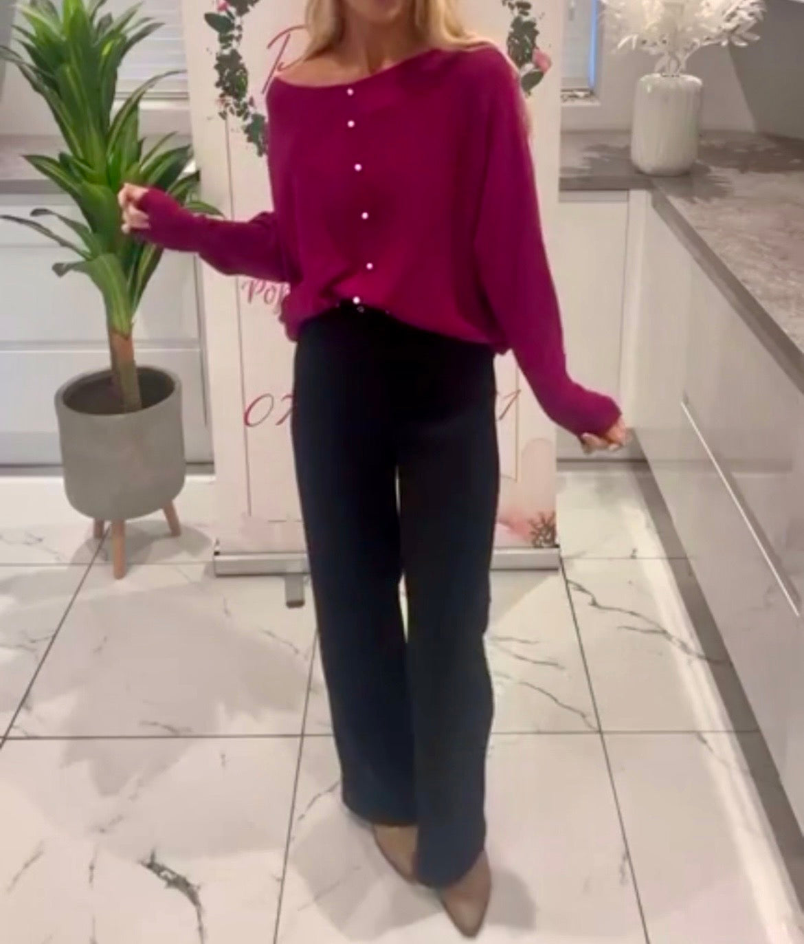 Pearl button detail knit