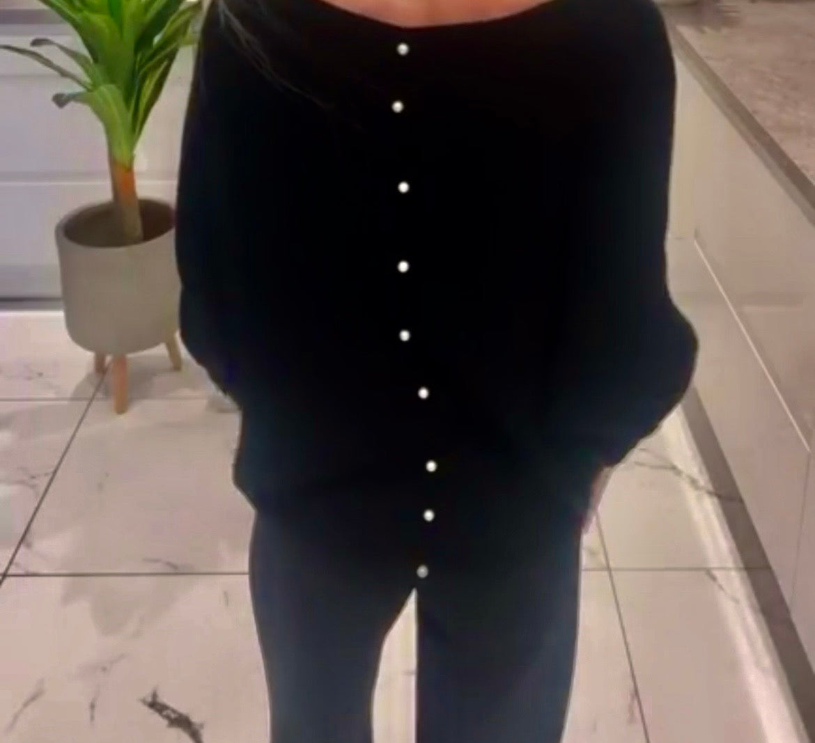 Pearl button detail knit