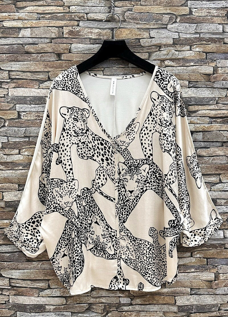 Tia tiger top